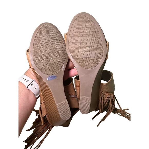 Rampage Wollie Strappy Sandal Women's 9 Brown Leather Fringe Wedge Heel Peep Toe - Picture 7 of 7